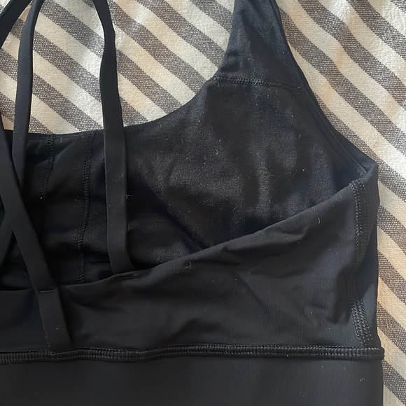 Lululemon x Peloton - Picture 3 of 5